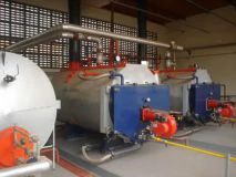Tubulações e queimadores da central de energia e vapor
